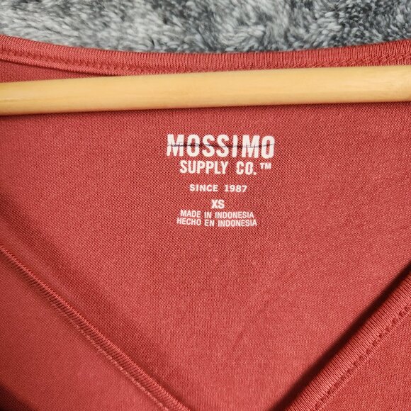 Mossimo Basic T-Shirt Top Tee Women Cross Strap Size XS Short Sleeve Soft Rustic - Picture 3 of 8